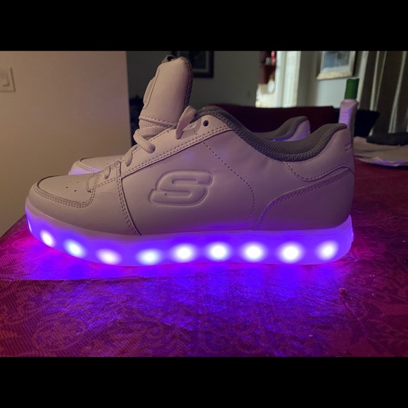 Skechers boys size 5 light up sneakers - Picture 8 of 14